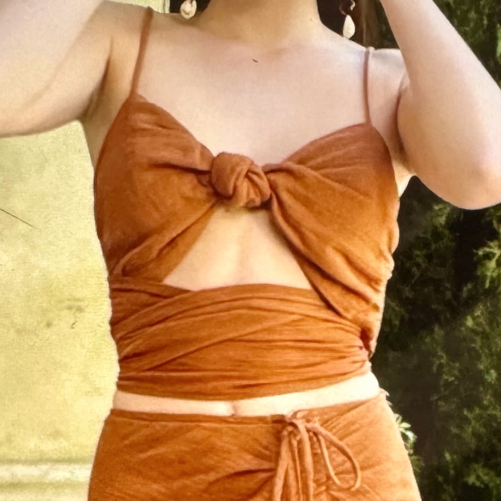 NWT! Summer versatile top